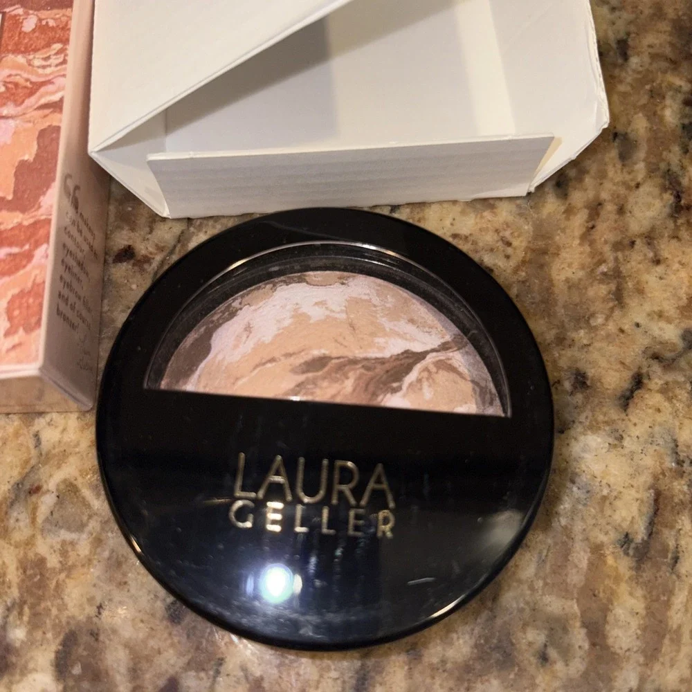 Laura Geller Baked Bronze-N-Brighten Multipurpose Bronzer -‎ Medium - .32 oz NIB